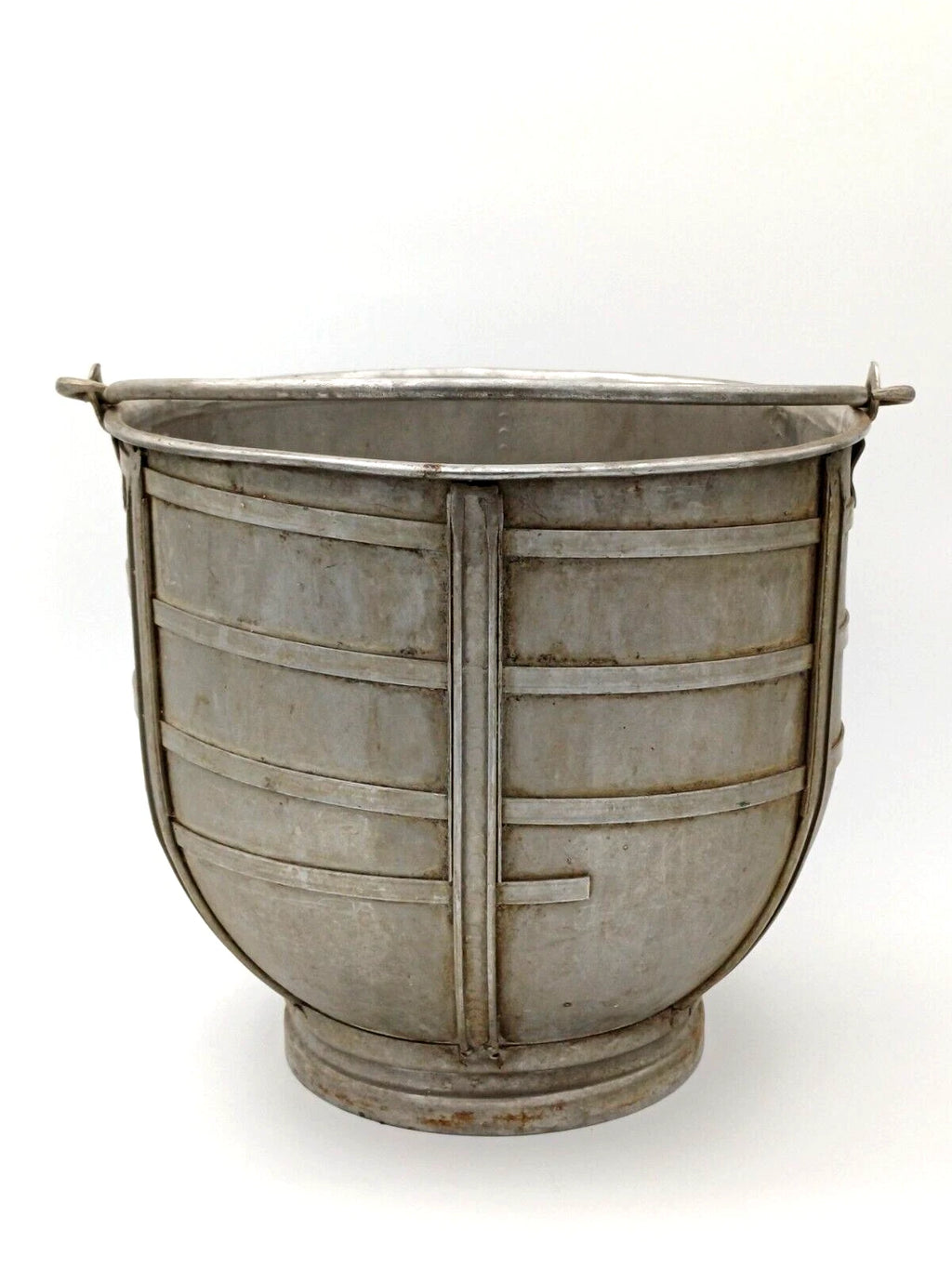Coppia di secchielli in acciaio – Porta ghiaccio, porta legna, sottovaso.