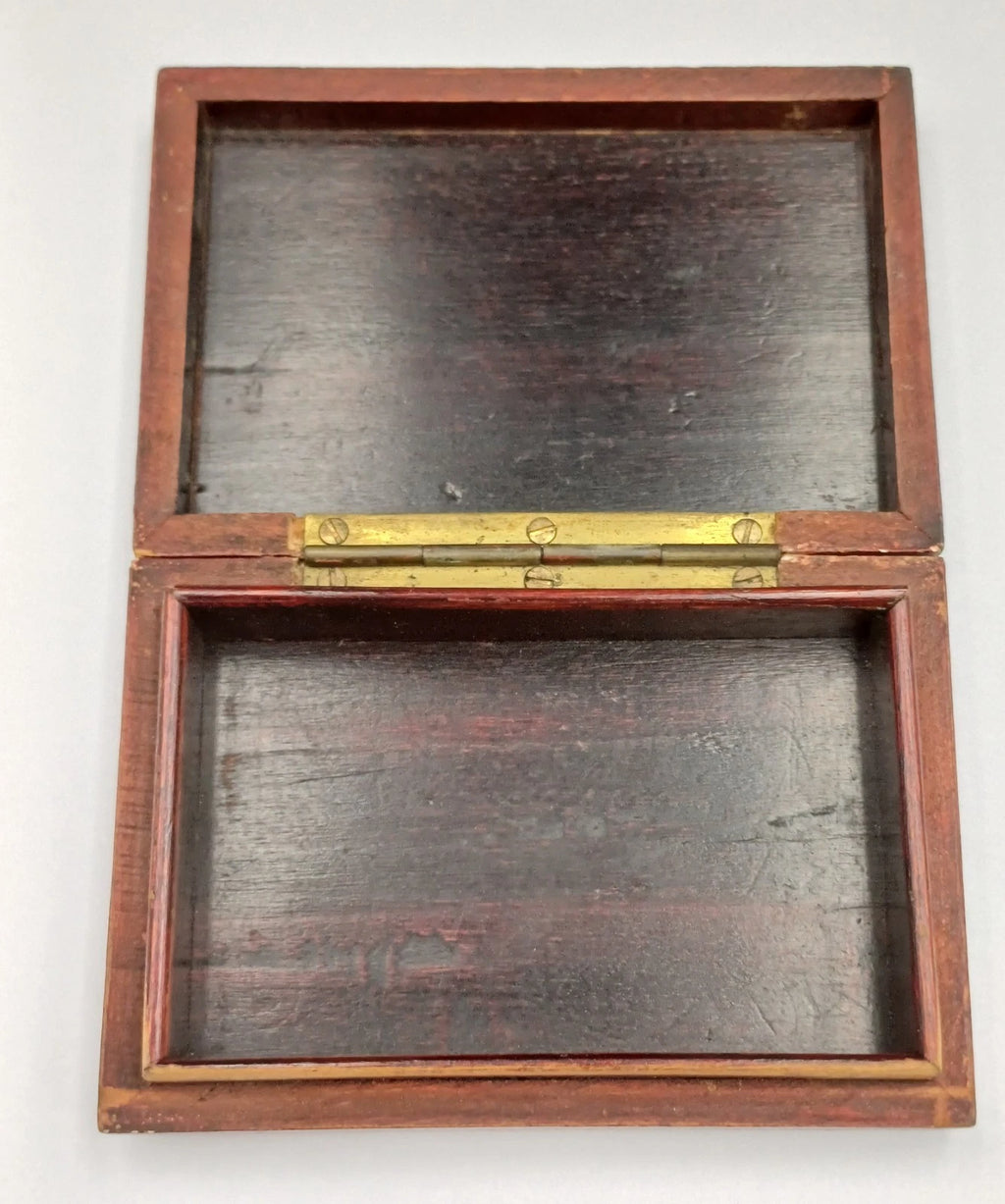 Scatoletta antica da collezione in legno con blasoni
