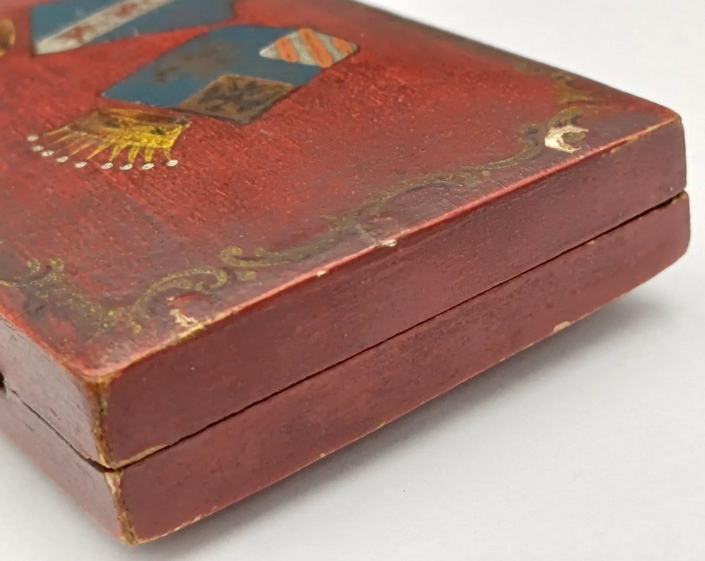 Scatoletta antica da collezione in legno con blasoni